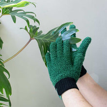 Load image into Gallery viewer, Leaf Love Gloves – Microfibre Dusting Gloves For Plants