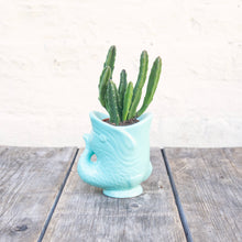 Load image into Gallery viewer, Fish Planter (Shades of Blue)