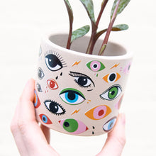 Load image into Gallery viewer, Illusion Eye Concrete Plant Pot 8cm