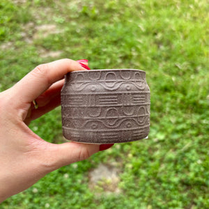 Textured Plant Pots For Baby Plants (3 colours)
