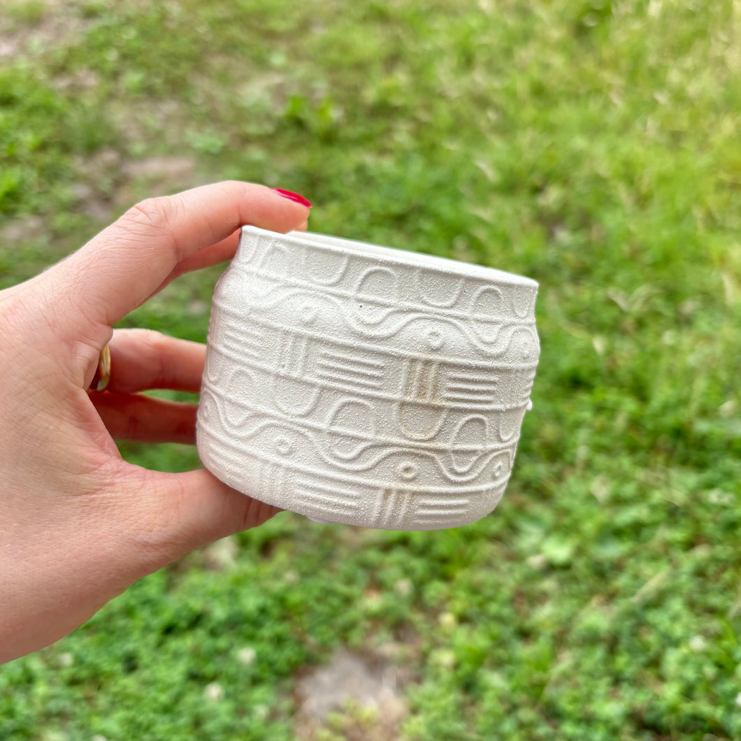 Textured Plant Pots For Baby Plants (3 colours)